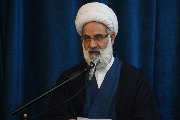 عضو جامعه مدرسین حوزه علمیه قم: بیحجابها، آزادی تعرض دیگران به خود را بیان میکنند