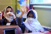 موج جدید شیوع آنفلوانزا و کرونا در ایران برخی مدارس را تعطیل کرد