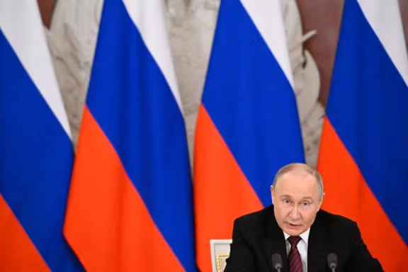 رویترز: پوتین برای صلح در اوکراین خواستار تعهد برای توقف گسترش ناتو است