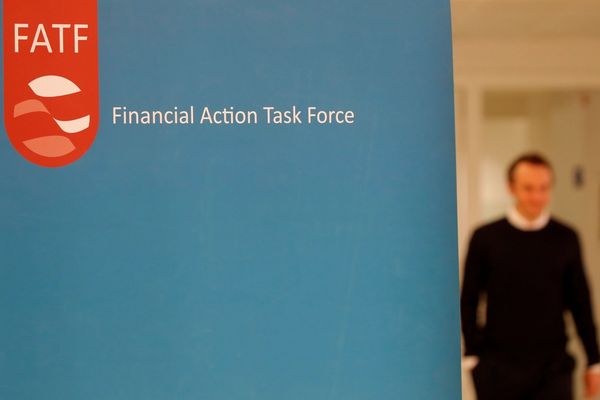 بعد رفض لسنوات.. المرشد الإيراني يوافق على إعادة النظر في انضمام طهران إلى "FATF"