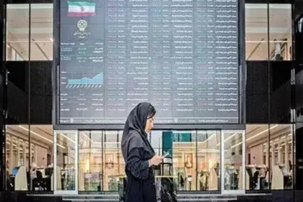 إغلاق سوق الأسهم في طهران حتى إشعار آخر