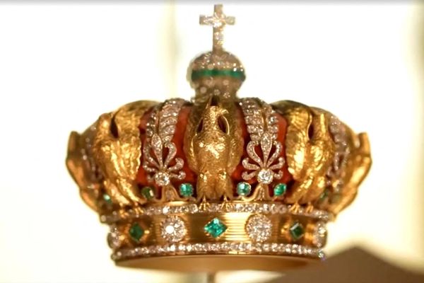 دو نفر دیگر در ارتباط با سرقت جواهرات موزه لوور تفهیم اتهام شدند