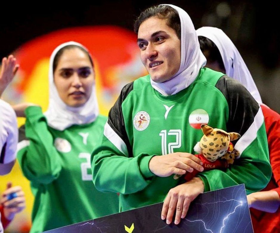 فاطمه خلیلی، دروازه‌بان تیم ملی هندبال زنان ایران