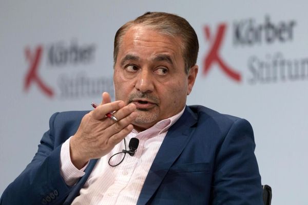 "متحدون ضد إيران النووية" تدعو لقطع التمويل عن جامعة برينستون لتعاونها مع دبلوماسي إيراني