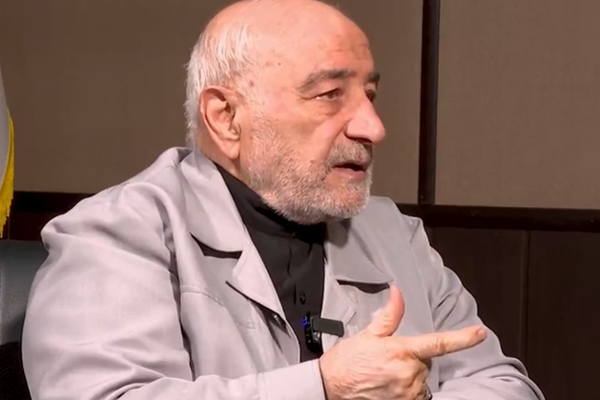 أول قائد للحرس الثوري الإيراني: مشاكلنا ستزداد.. والمفاوضات كانت مجرد خداع