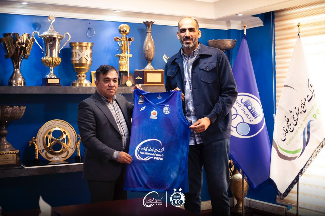 حامد حدادی، به تیم بسکتبال استقلال پیوست