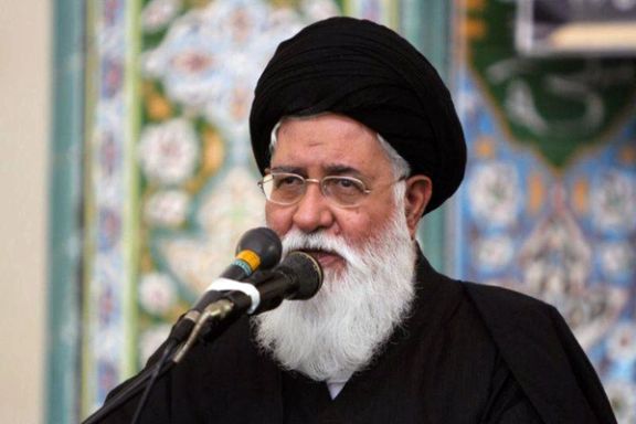 نماینده خامنهای در خراسان رضوی: رسانهها اخبار دروغ درباره افزایش قیمتها منتشر نکنند