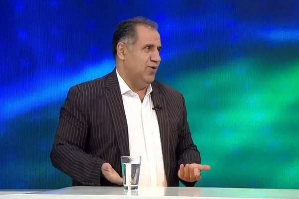 مسؤول باتحاد كرة القدم الإيراني يفضح مافيا الرشاوى بين الحكام والمدربين