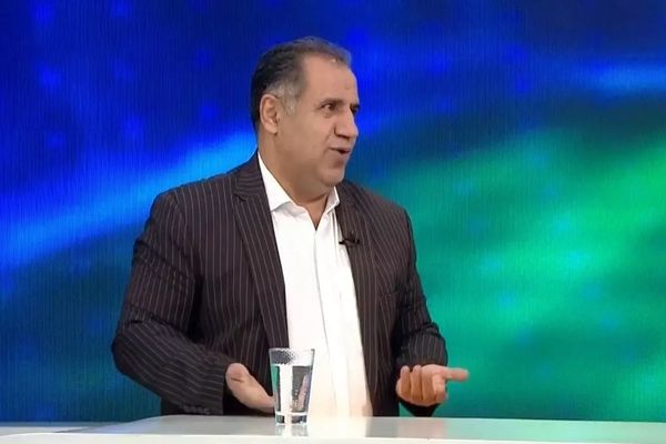 مسؤول باتحاد كرة القدم الإيراني يفضح مافيا الرشاوى بين الحكام والمدربين