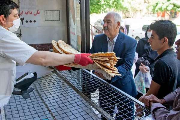 إلغاء تقنين توزيع الطحين في طهران