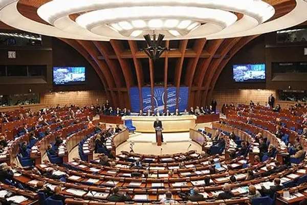 اتحادیه اروپا اجرای تحریمهای اقتصادی، نظامی و حملونقل علیه ایران را آغاز کرد