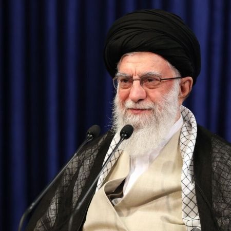 خامنهای: همیشه انتخابات ما سالم و رقابتی بوده است