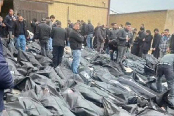 إيران تقرّ بمقتل 690 متظاهرًا خلال يومين وتصف أكثر من ألفي قتيل بـ "الشهداء"