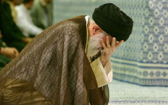 مشاور نظامی رهبر جمهوری اسلامی: خامنهای به حرفی که میزند عمل میکند