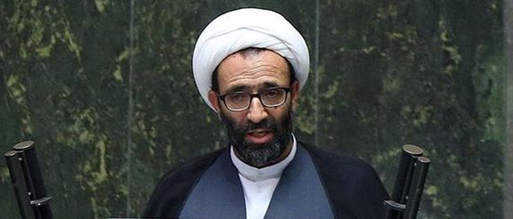 سلیمی، نماینده مجلس: در آمریکا و اروپا حتی با اظهار نظر اساتید هم آنها را اخراج میکنند