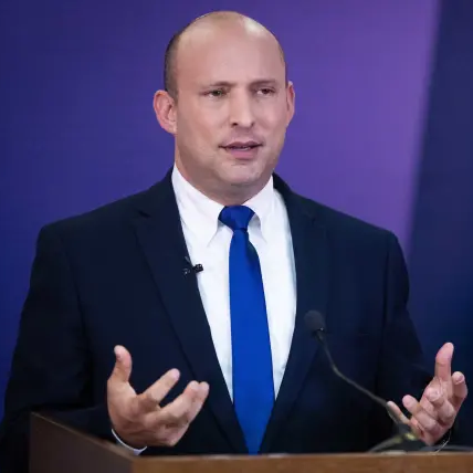 نخستوزیر اسرائیل: حماس دیگر نباید چمدانهای پر از پول نقد دریافت کند