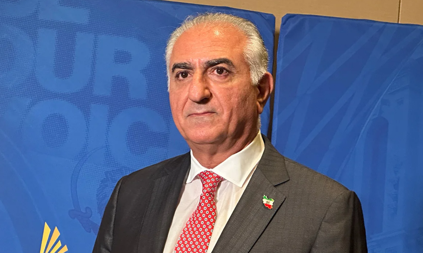 شاهزاده رضا پهلوی: رژیم سخت ترسیده است و می‌خواهد اینترنت را قطع کند