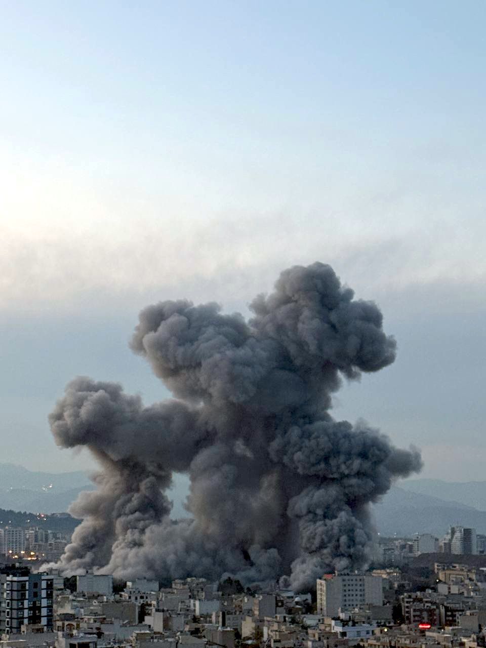 مناطق مختلف تهران و چندین استان از مازندران تا سیستان و بلوچستان هدف قرار گرفت