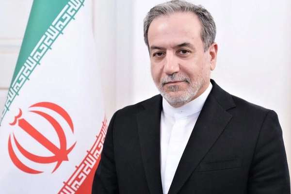 عراقچی: جمهوری اسلامی دعوت مصر از پزشکیان را نپذیرفته است