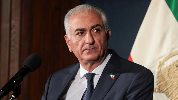 بهلوي: النظام الإيراني يماطل لـ "كسب الوقت" بالمفاوضات بينما يسقط المزيد من القتلى كل يوم