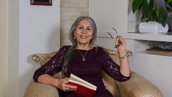 مهوش ثابت، زندانی بهائی، در پی نوشتن نامهای از زندان از تماس با خانواده محروم شد