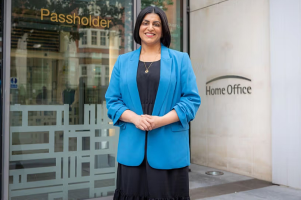 وزیر کشور بریتانیا: ۱۰ میلیون پوند برای حفاظت از جوامع مسلمان بریتانیا اختصاص دادیم