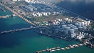 China refiners turn to Russian oil as Iran faces rising uncertainty