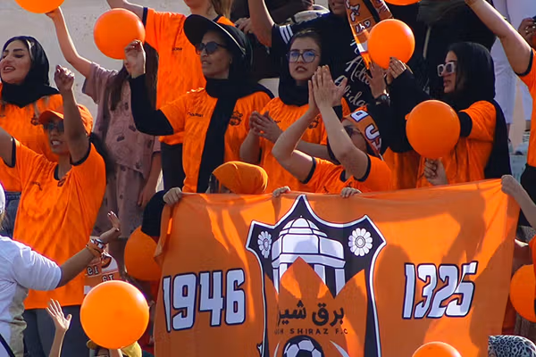 باشگاه برق شیراز از توقف تمامی فعالیتها در فضای مجازی خبر داد