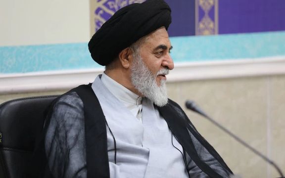 مدیر مسجد جمکران: باید از شهوتهای خودمان عبور کنیم و پیام انقلاب را به جهان برسانیم