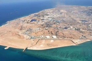 GCC urges Iran to resolve islands dispute, calls for role in nuclear talks
