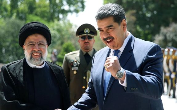 الرئيس الفنزويلي نيكولاس مادورو حول علاقة بلاده مع إیران: الحب لا يعرف المسافات