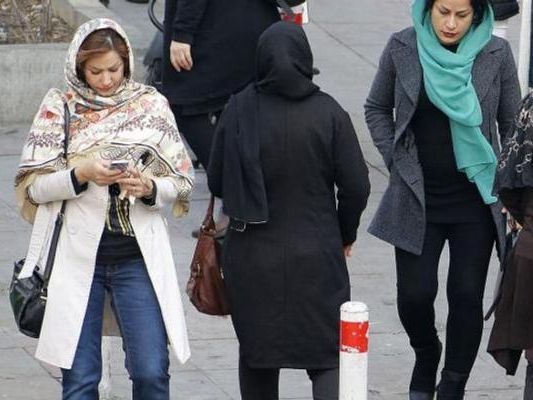 مقتل 13 امرأة خلال 17 يومًا في إيران 7 منهن لدوافع "شرفية"