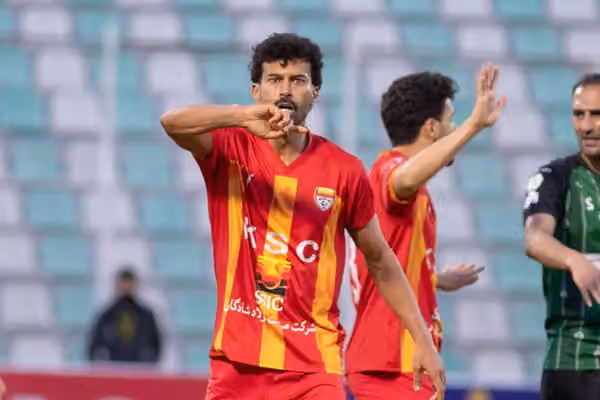 پس از دست رد استقلال، پرسپولیس و سپاهان؛ فولاد خوزستان، تیم جدید رامین رضاییان