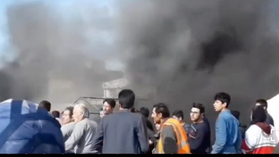 هلال احمر آذربایجانغربی: دو چادر در کمپ زلزلهزدگان «شهرک ولیعصر» خوی در آتش سوخت