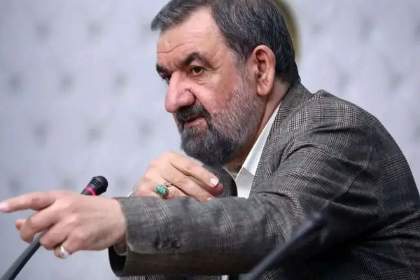 قائد سابق بالحرس الثوري الإيراني: سندمر إسرائيل والقواعد الأميركية حال أي عمل "عدائي"