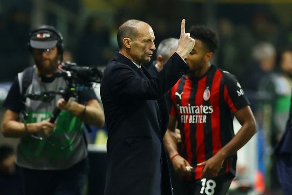 پارما ۲-۲ آث میلان؛ روسونری قدر برتری با دو گل را ندانست، صدرنشینی به خطر افتاد