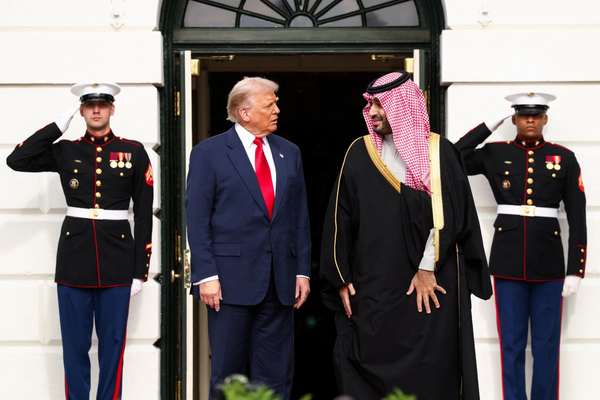 دونالد ترامپ: در درگیری کوچک با ایران ثابت شد بهترین تجهیزات نظامی را داریم