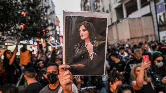 حضور پررنگ ماموران امنیتی در اطراف خانه و محل دفن مهسا ژینا امینی