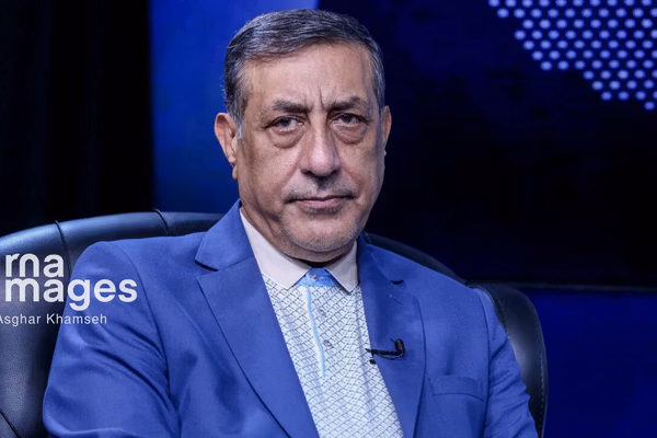 معاون پزشکیان: اگر بنزین گران شود اول برای خودروهای دولتی خواهد بود