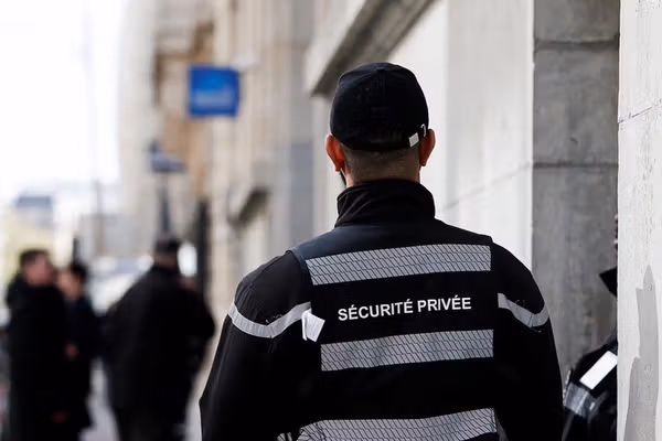 دادستانی فرانسه از ظن ارتباط گروه حامی جمهوری اسلامی با حمله ناکام در پاریس خبر داد