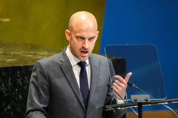 وزیر خارجه فرانسه: ائتلاف آمریکا در تنگه هرمز مکمل ابتکار پاریس و لندن است