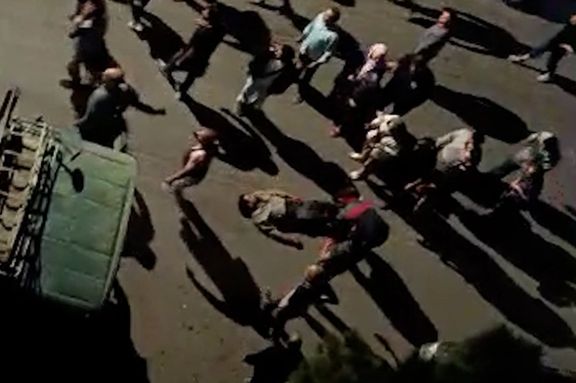 تیراندازی نیروهای بسیج به شهروندی در اصفهان او را مجروح و راهی بیمارستان کرد