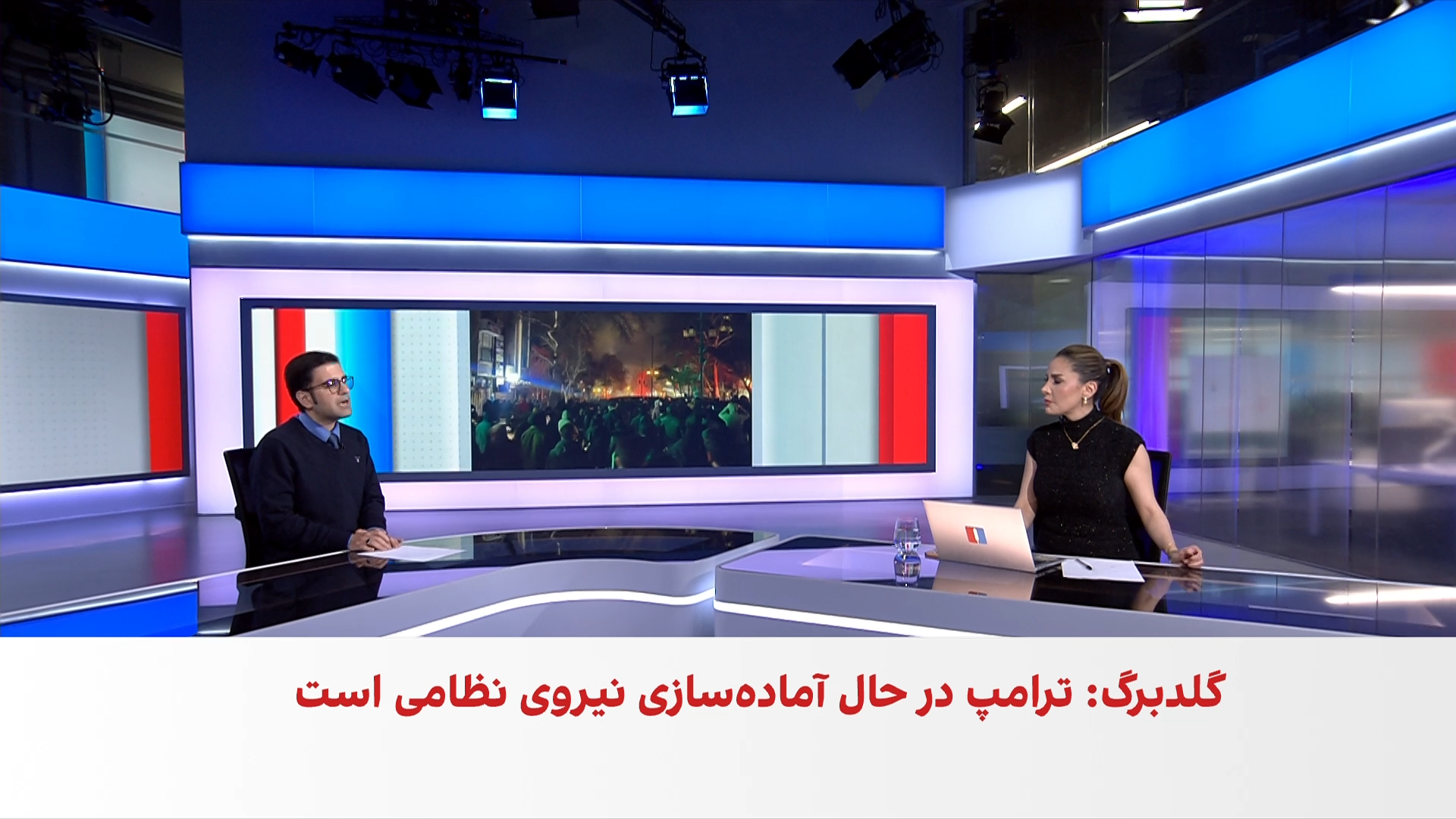 حضور گسترده مردم در مراسم منصور مختاری در مرودشت