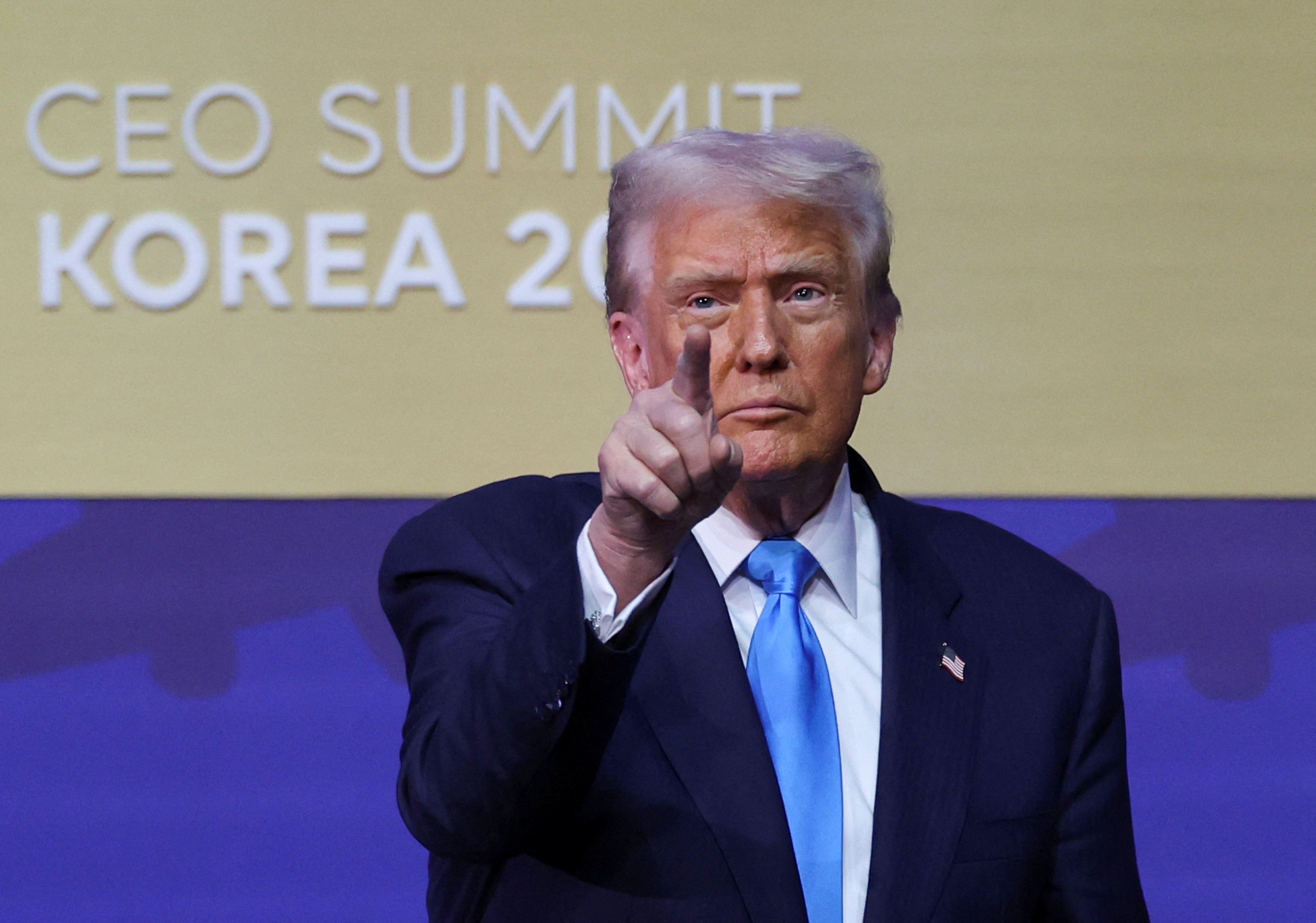 ترامپ: بایدن یک جنایتکار زشت است و باید زندانی شود