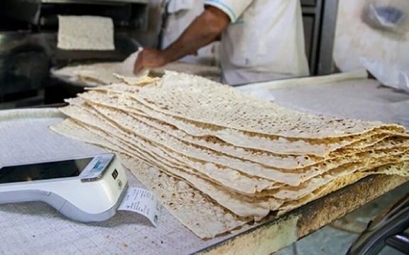 رییس سازمان ملی استاندارد: نان نباید سفید باشد و باید سبوس و جوانه داشته باشد