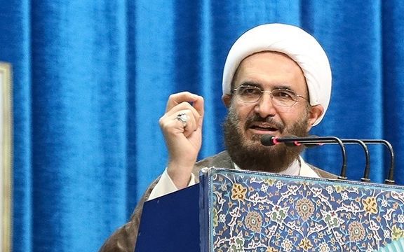امام جمعه تهران: بازی با آبروی مومن ترفند شیطانی است