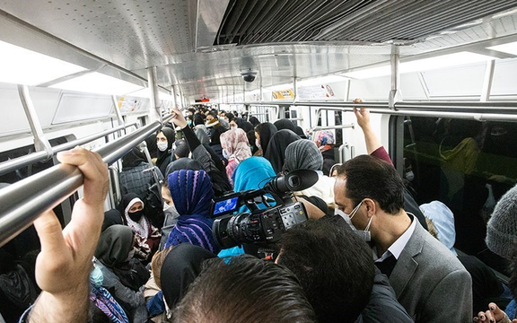 مدیرعامل مترو اختلال در مدارهای کامپیوتری مترو تهران و کم شدن سرعت قطارها را تایید کرد