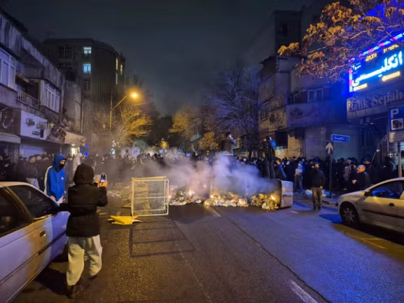 Rallies in Germany and Sweden back Pahlavi call