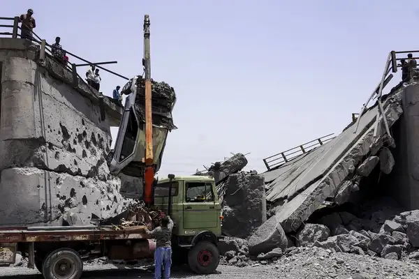 Iran-US rhetoric shifts from ships to infrastructure