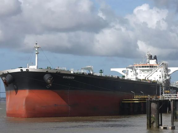 نگرانی از وقوع فاجعه زیستمحیطی در دریای سرخ پس از حمله حوثیها به نفتکش سونیون